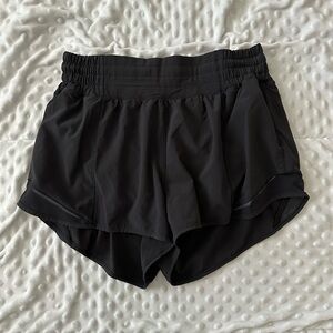Lululemon hotty hot shorts high rise
